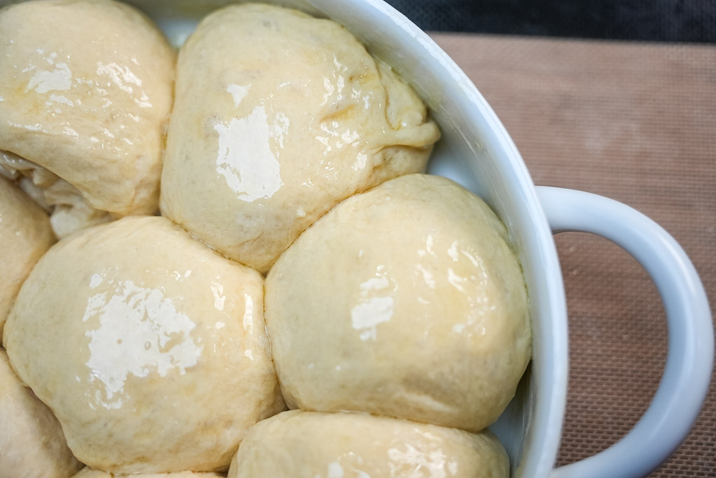 Copycat Texas Roadhouse Rolls