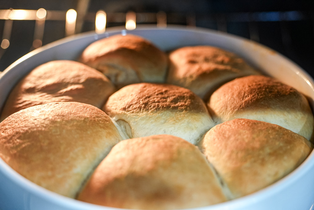 Copycat Texas Roadhouse Rolls